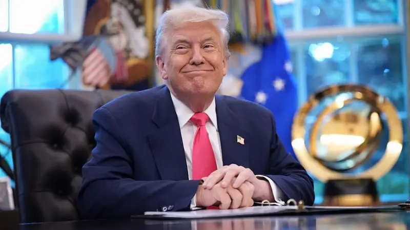 যুক্তরাষ্ট্রের প্রেসিডেন্ট ডোনাল্ড ট্রাম্প