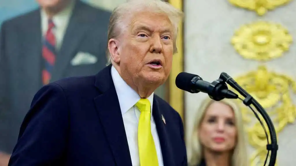 যুক্তরাষ্ট্রের প্রেসিডেন্ট ডোনাল্ড ট্রাম্প